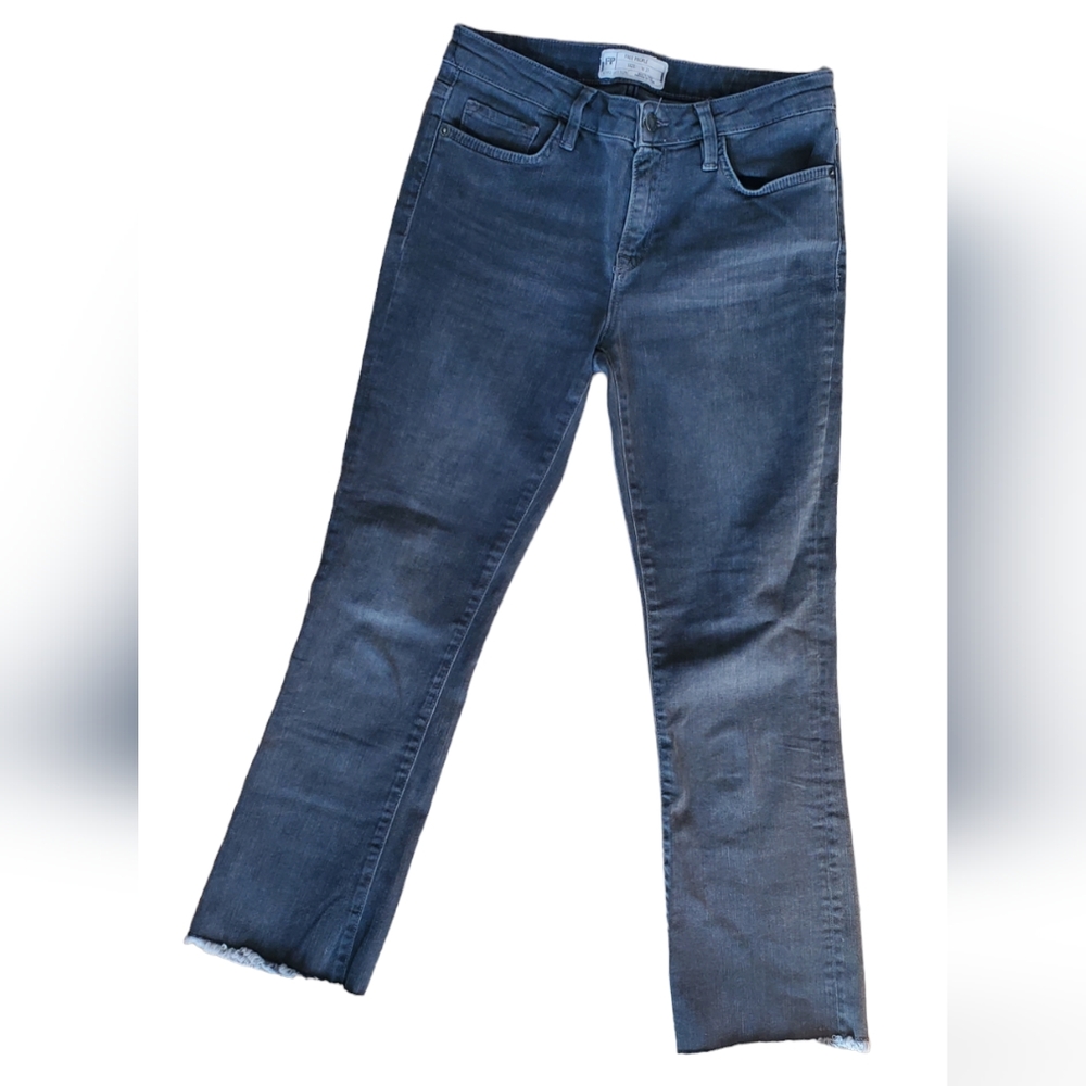 Free People Gray Raw Hem Straight Jeans sz 27